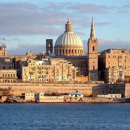 Modern Family Holiday Retreat In Gzira Sliema Zewnętrze zdjęcie