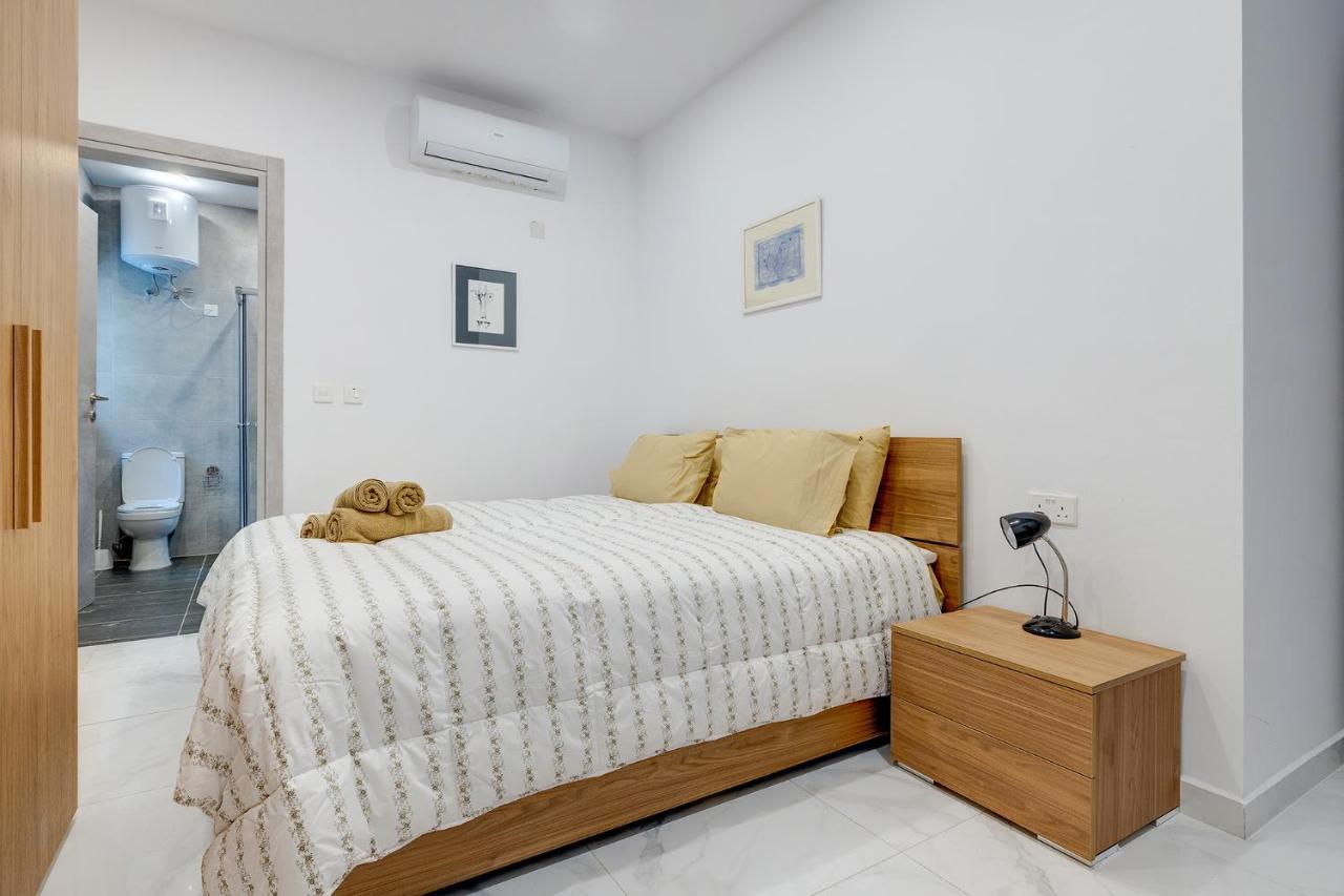 Modern Family Holiday Retreat In Gzira Sliema Zewnętrze zdjęcie